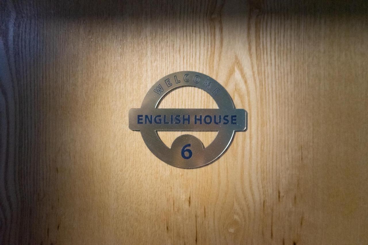 English House Bistriţa Buitenkant foto