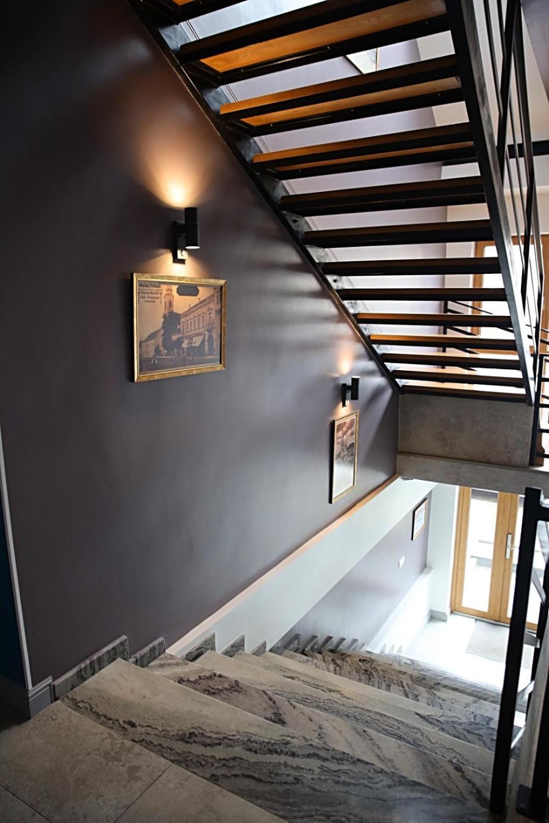 English House Bistriţa Buitenkant foto