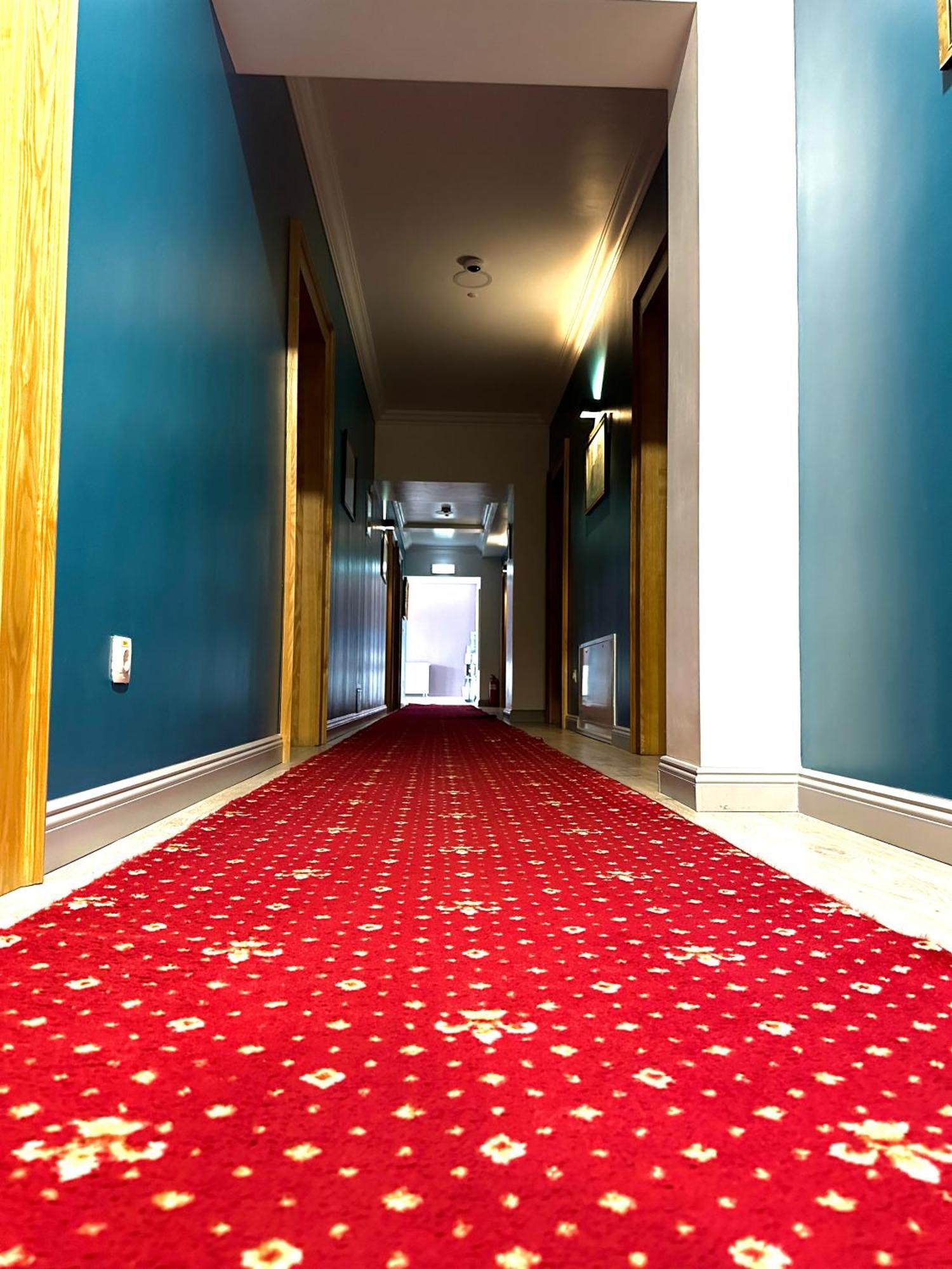 English House Bistriţa Buitenkant foto